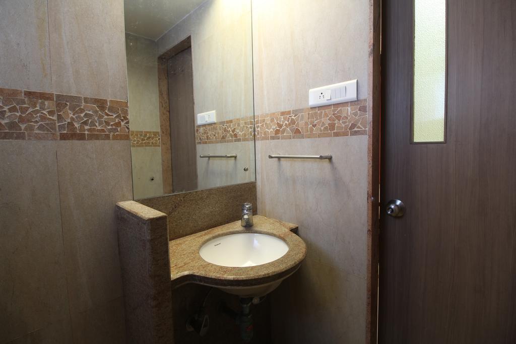 Hotel Samrat Mumbai Room photo