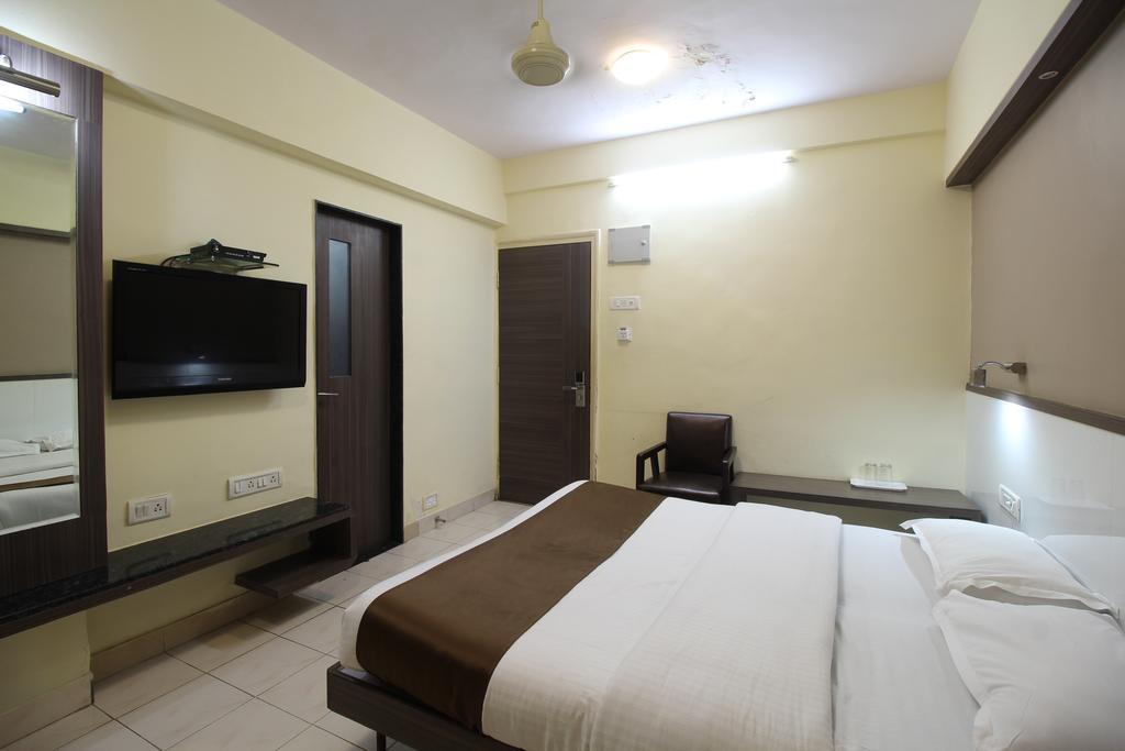 Hotel Samrat Mumbai Room photo